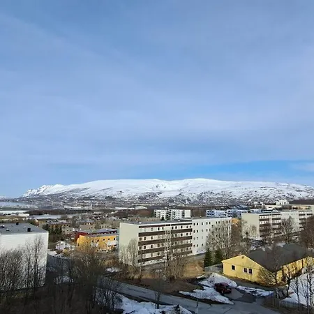 View Northern Lights, Mountains, Location Apartamento *